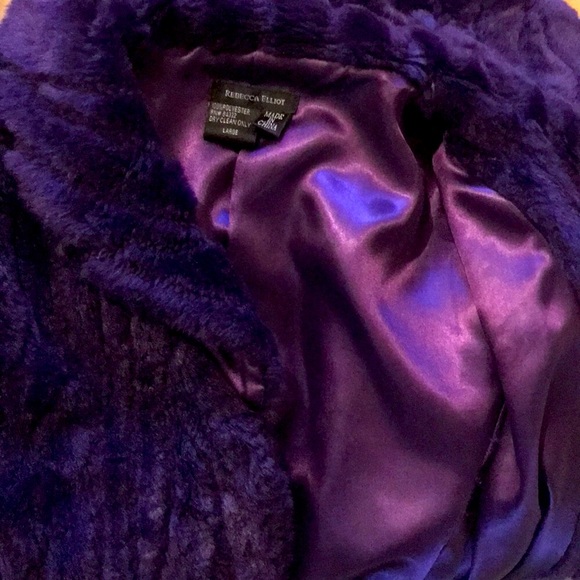 Purple fur coat - Picture 3 of 3